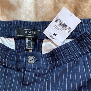 Forever 21 Size Medium Navy/White Pants